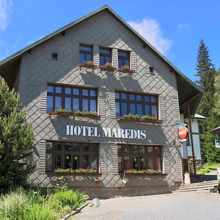 Hotel Maredis Kořenov エクステリア 写真