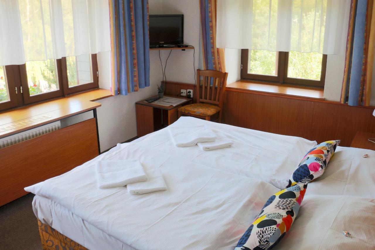 Hotel Maredis Kořenov エクステリア 写真