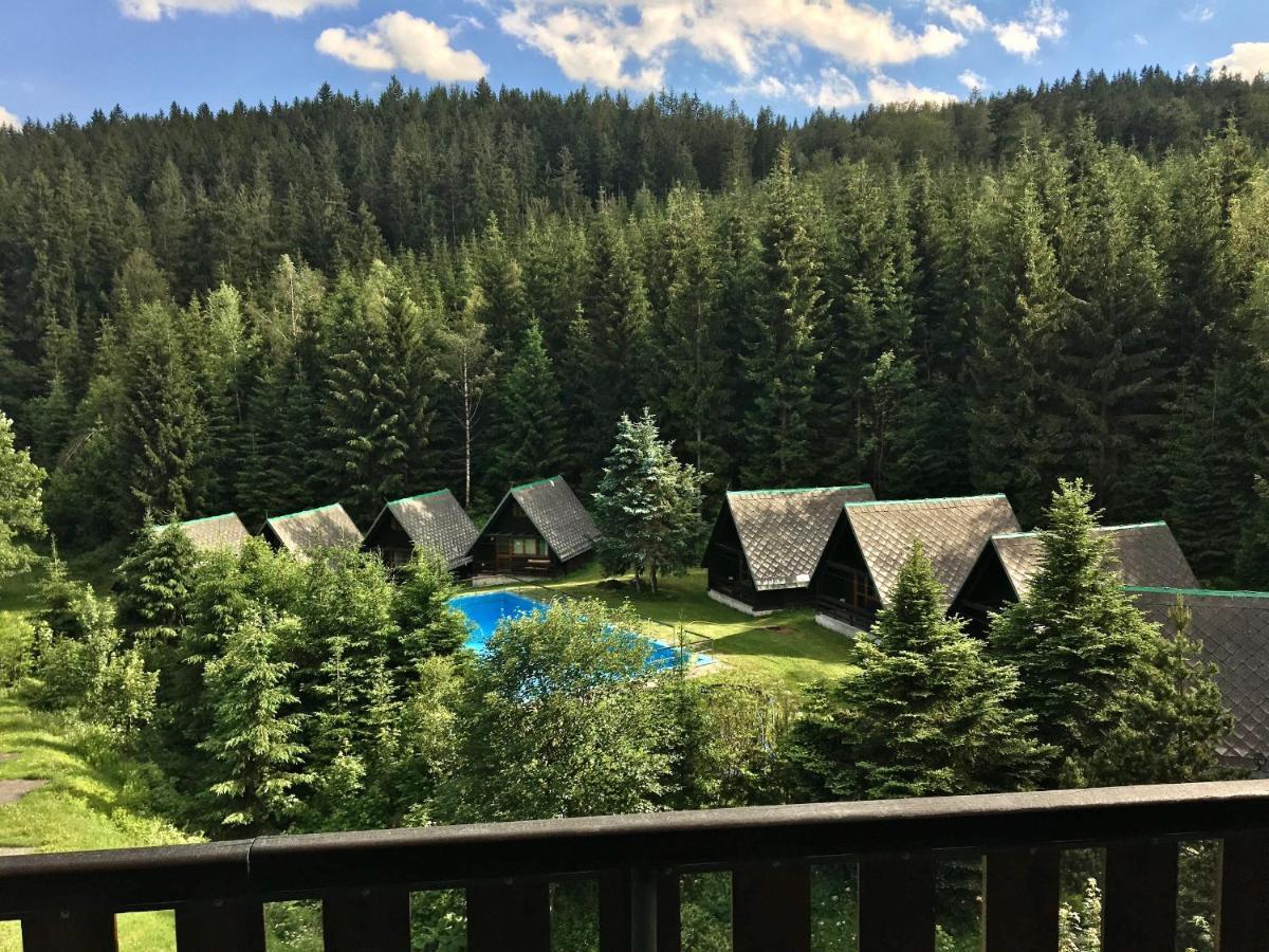 Hotel Maredis Kořenov エクステリア 写真