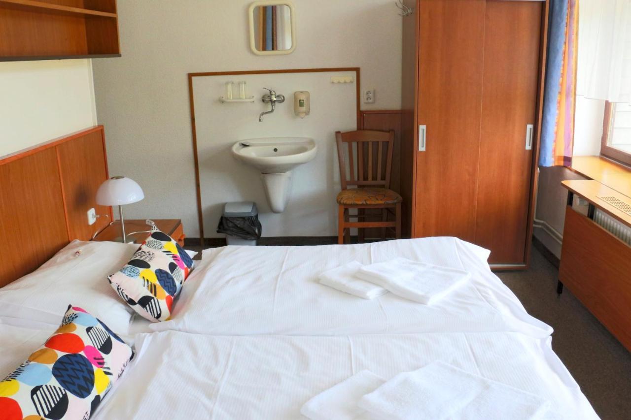 Hotel Maredis Kořenov エクステリア 写真