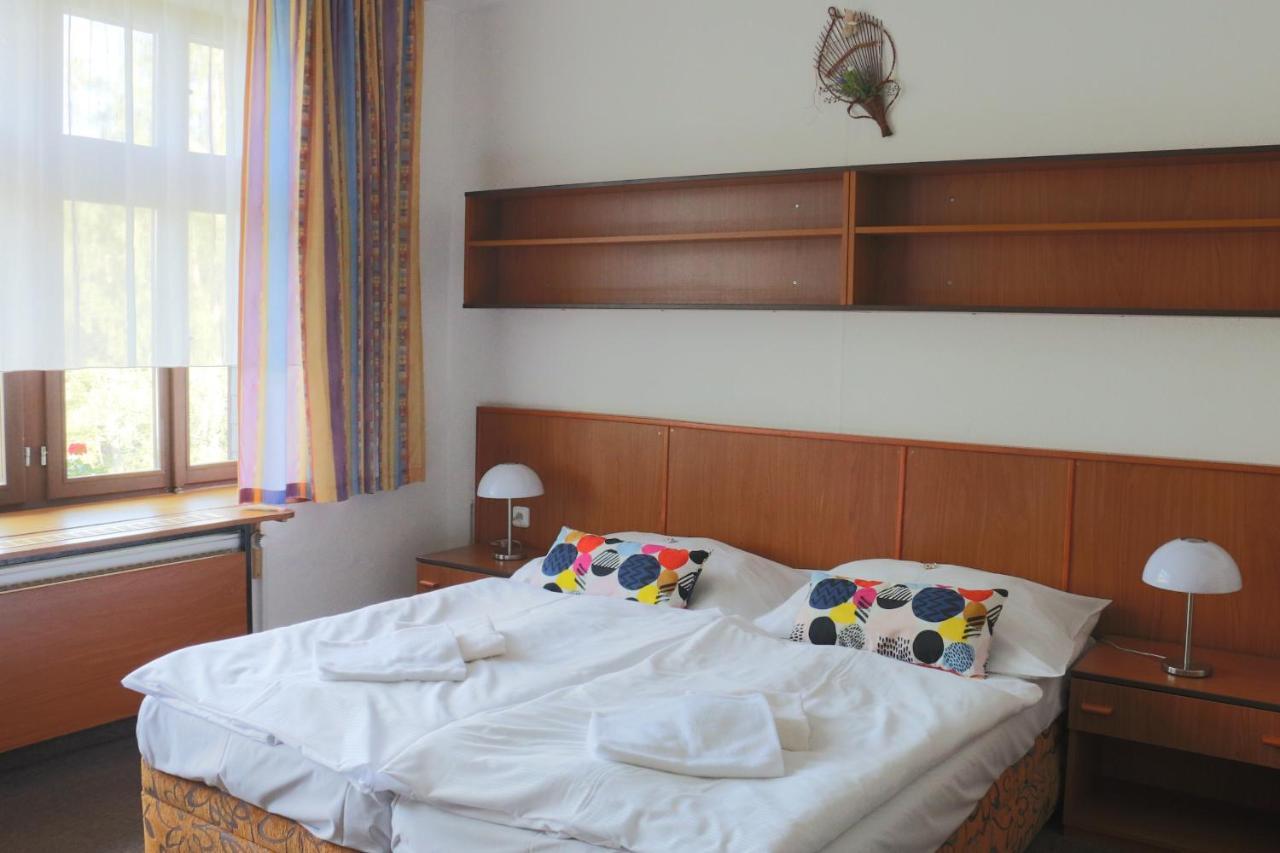 Hotel Maredis Kořenov エクステリア 写真