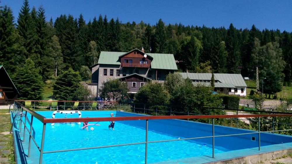 Hotel Maredis Kořenov エクステリア 写真